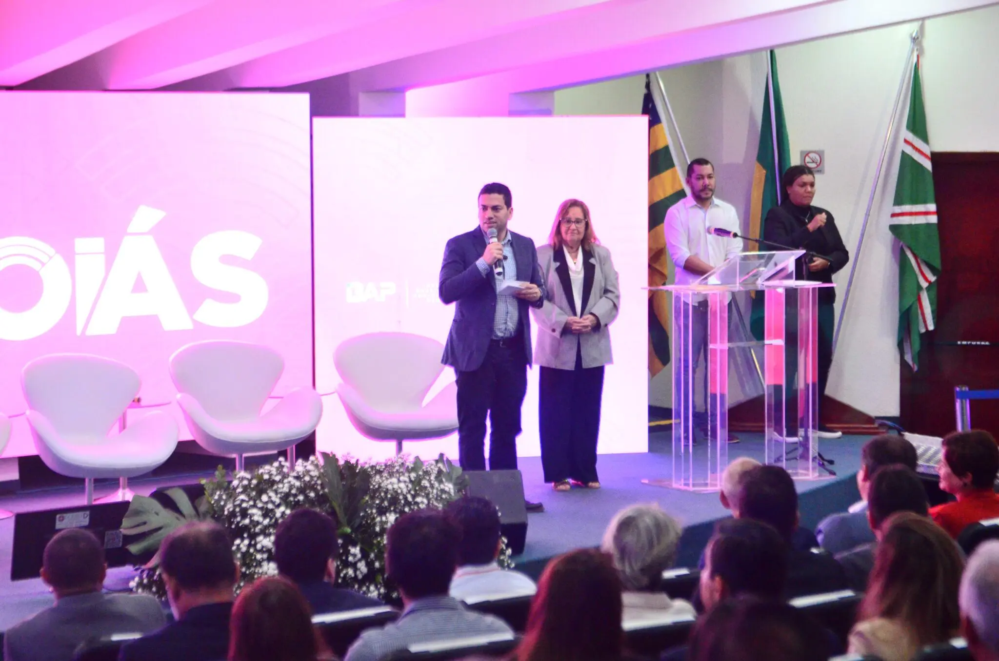 Governo lança programa para acelerar transformação digital em Goiás