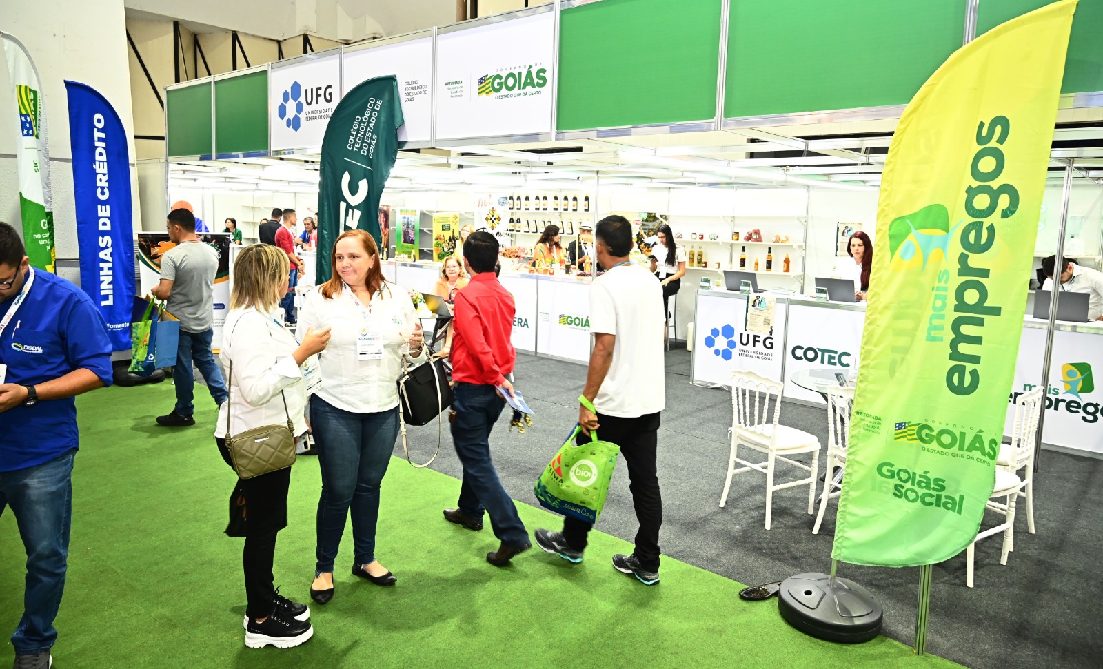 O governo de Goiás irá ofertar 4 mil vagas de emprego e inscrição em cursos de qualificação gratuitos oferecidos pelos Colégios Tecnológicos, os Cotecs, além de outros serviços durante a 77ª Exposição Agropecuária do Estado de Goiás.