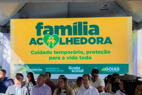 A Prefeitura de Aparecida de Goiânia inaugurou nesta sexta-feira (03/05), a sede do serviço em Família Acolhedora no município, em parceria com o Governo de Goiás, por meio do Goiás Social e da Secretaria de Assistência Social do município.