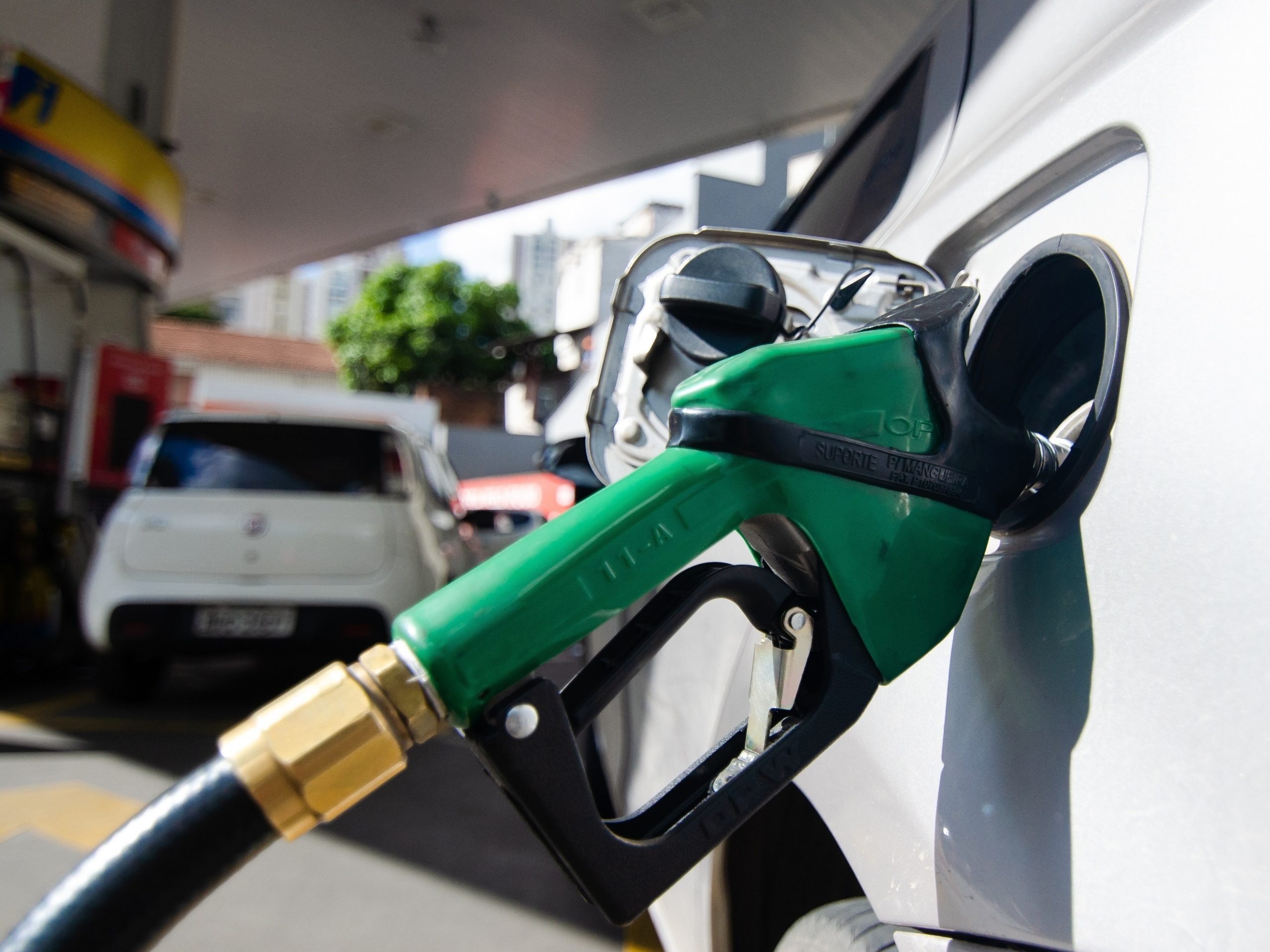 Preço dos combustíveis deve subir como reflexo da “MP do Fim do Mundo”