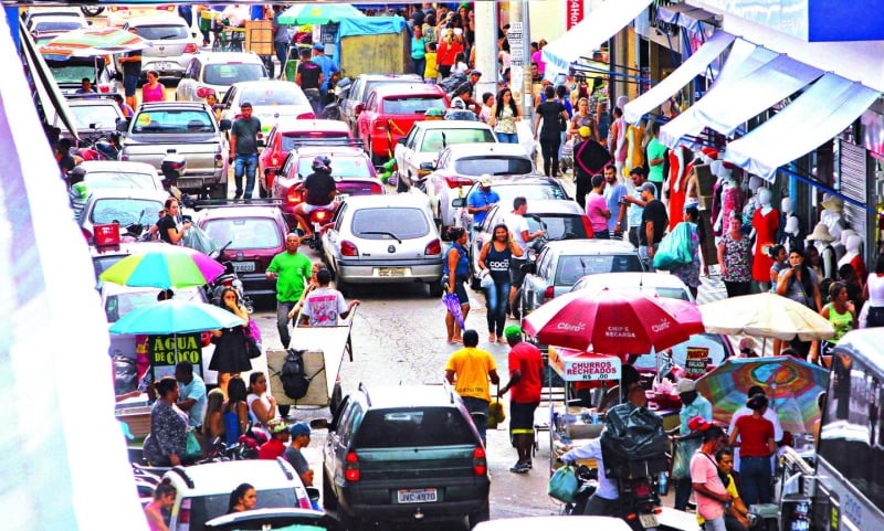 A comemoração do Dia dos Pais em 2024 deve levar mais de 650 mil consumidores goianienses às compras na capital (80%). As informações são de um levantamento conduzido pela Câmara de Dirigentes Lojistas Goiânia (CDL).