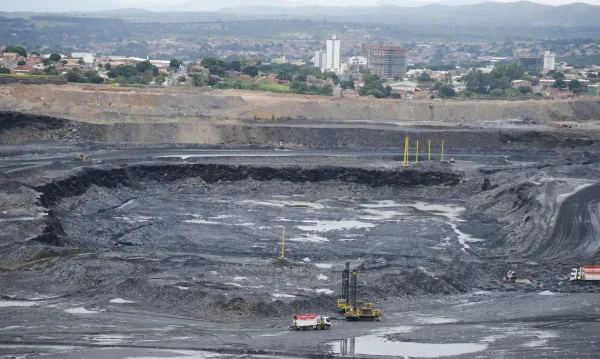 Estima-se que o Estado brasileiro deixou de arrecadar, em oito anos, cerca de R$ 16,4 bilhões em impostos da mineração por causa de falhas na fiscalização e na cobrança dos impostos do setor.