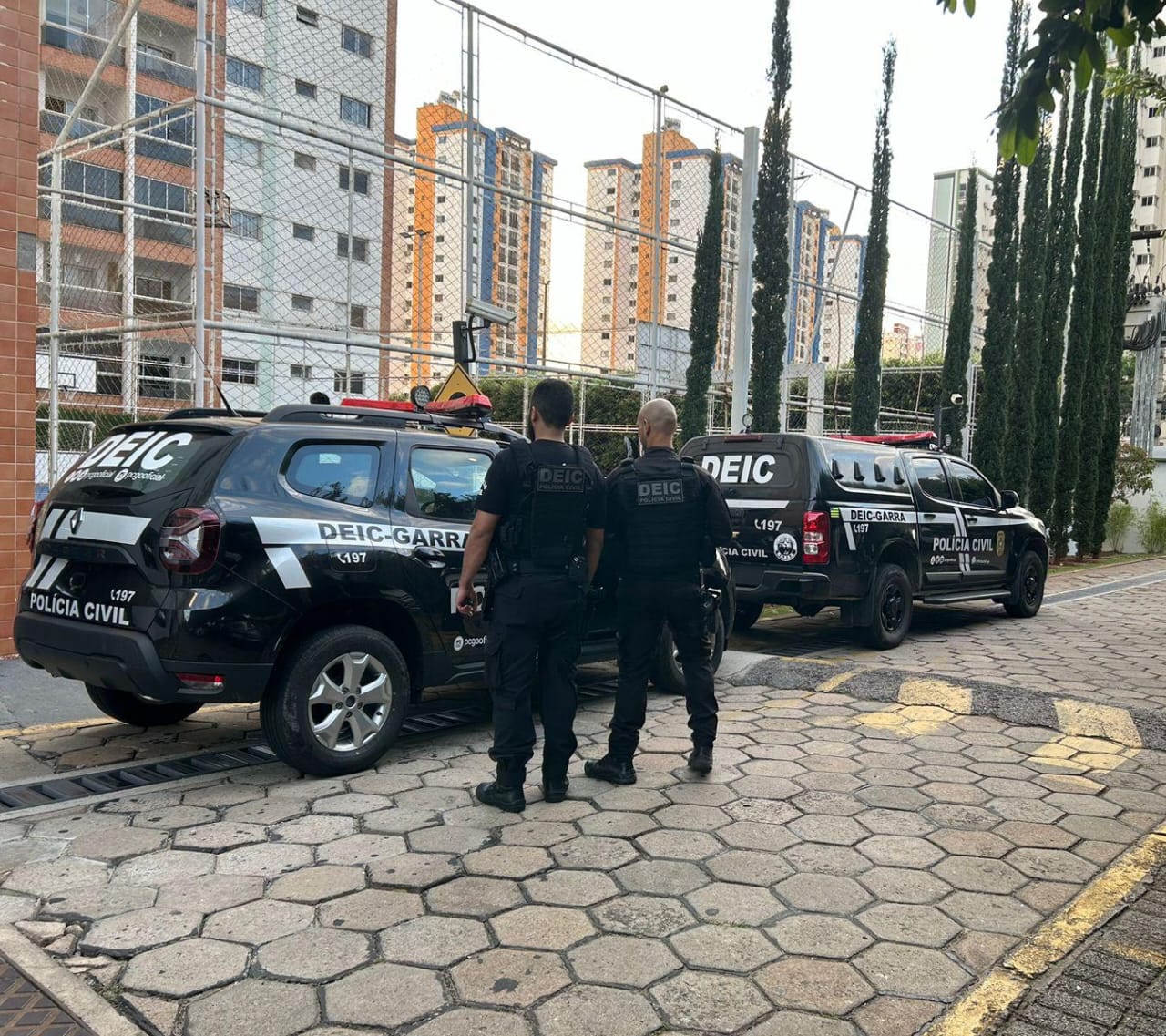 A Polícia Civil deflagrou uma operação, na manhã desta quinta-feira (7/11), contra um grupo suspeito de esquema de fraude eletrônica e lavagem de capitais.