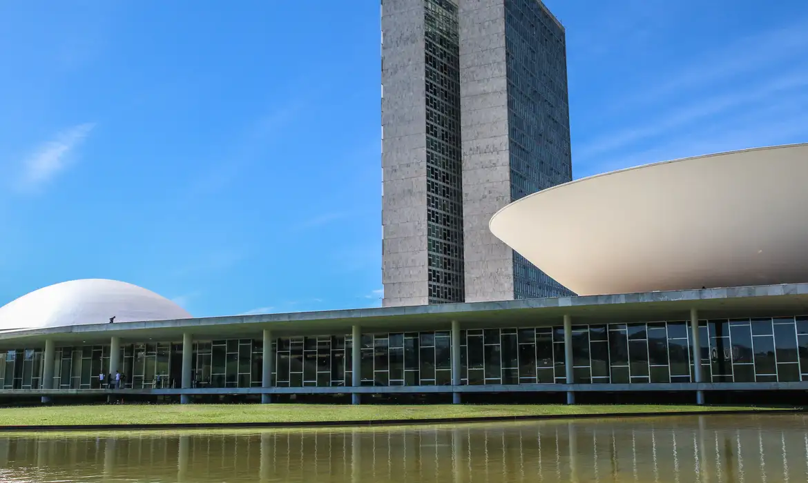 gilidade, por parte do Congresso Nacional, na tramitação das medidas de redução das despesas é o que espera o governo federal, segundo o ministro da Secretaria de Comunicação da Presidência, Paulo Pimenta.